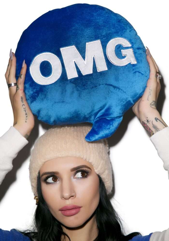 OMG Chat Bubble Pillow - Image 4